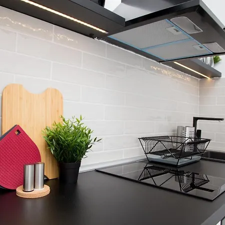 Teodor Διαμέρισμα *